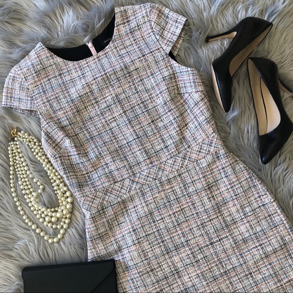 Banana Republic Dresses & Skirts - SOLD NWT Tweed Boucle Cap-Sleeve Sheath Dress